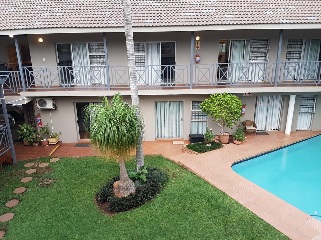 Loerie Guesthouse Hoedspruit Exterior photo