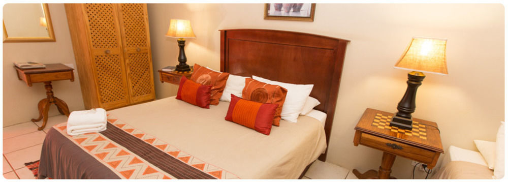 Loerie Guesthouse Hoedspruit Exterior photo