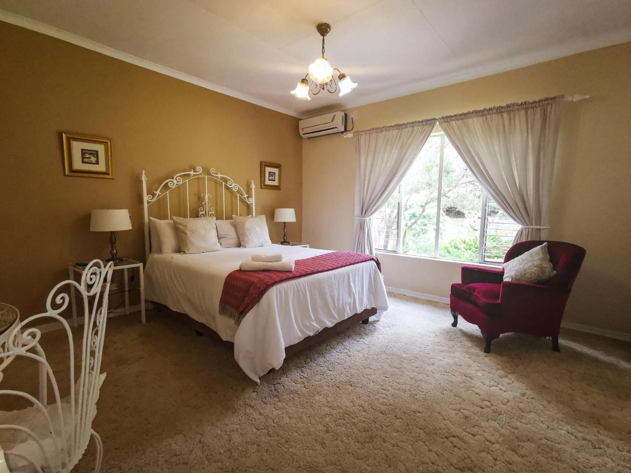 Loerie Guesthouse Hoedspruit Exterior photo